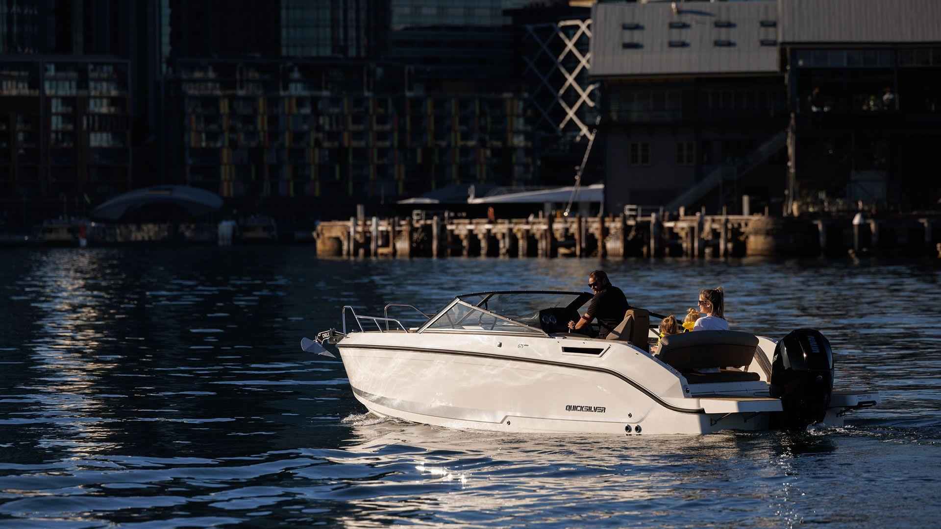 Quicksilver-675-Cruiser-External-4_5_11zon